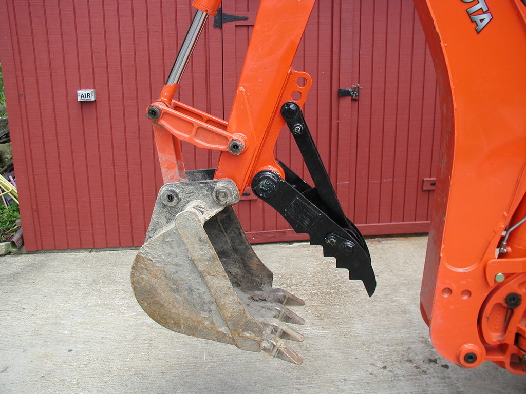 mini excavator bucket and thumb