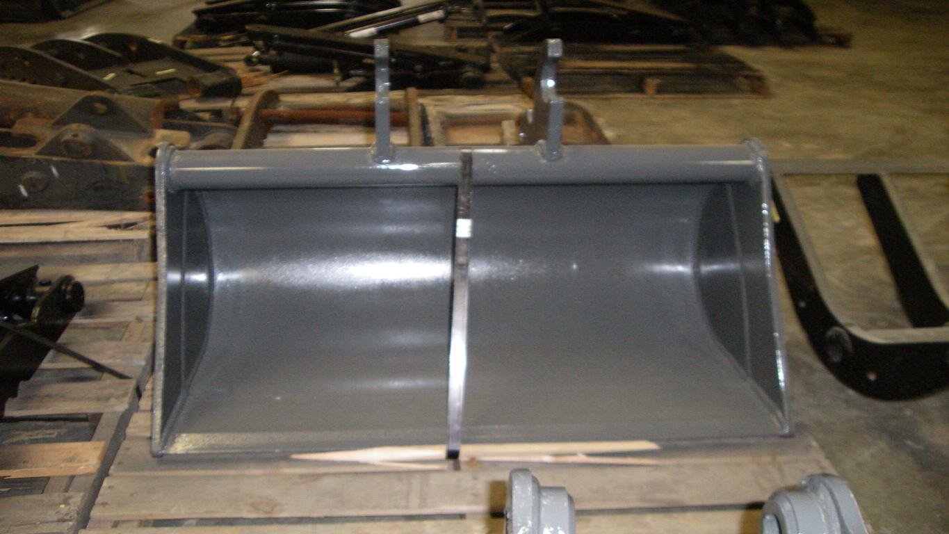 Kubota KX71 excavator bucket, 36" quick attach bucket built to fit